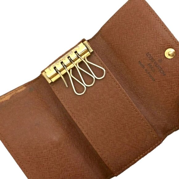 LOUIS VUITTON Key Case - Picture 5 of 9